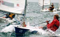 Splash sailing dinghy